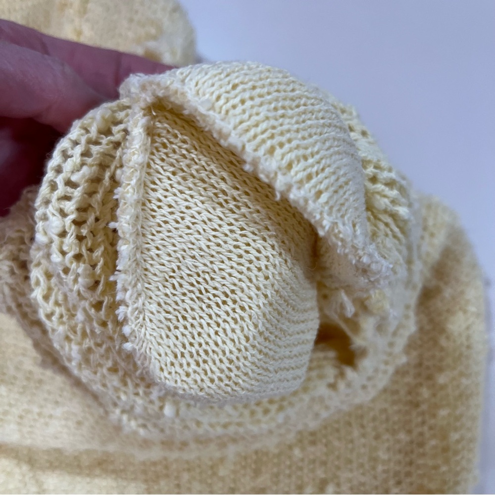 Vintage 70 80 Retro Pale Yellow Nubby Puff Sleeves Feminine Cropped Sweater - Picture 16 of 16
